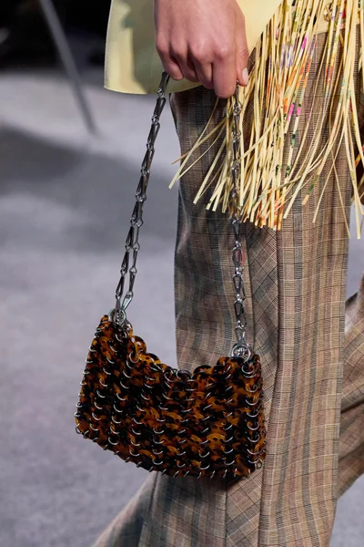 Look 59